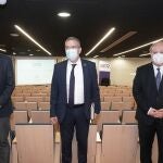 El secretario para el Reto Demográfico, Francesc Boya, junto al delegado del Gobierno, Javier Izquierdo, y el presidente del CES de Castilla y León, Enrique Cabero