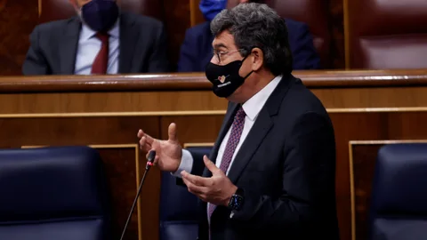El ministro de Inclusión, Seguridad Social y Migraciones, José Luis Escrivá