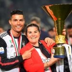 Cristiano Ronaldo junto a su madre, Dolores Aveiro.