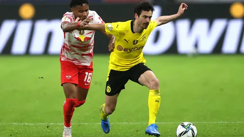 Thomas Delaney con el Borussia Dortmund.