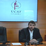 El profesor y director de la Escuela de Negocios de la UCAV, Ricardo Reier