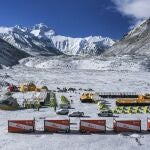 UN equipo de científicos chino recopiló muestras de hielo en 21 glaciares entre 2010 y 2016