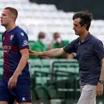 Pacheta es el favorito para convertirse en el nuevo entrenador del Granada
