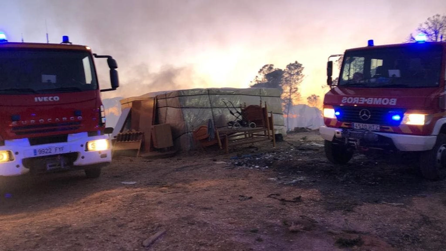 Un incendio anterior en un asentamiento chabolista de Palos. CONSORCIO DE BOMBEROS
