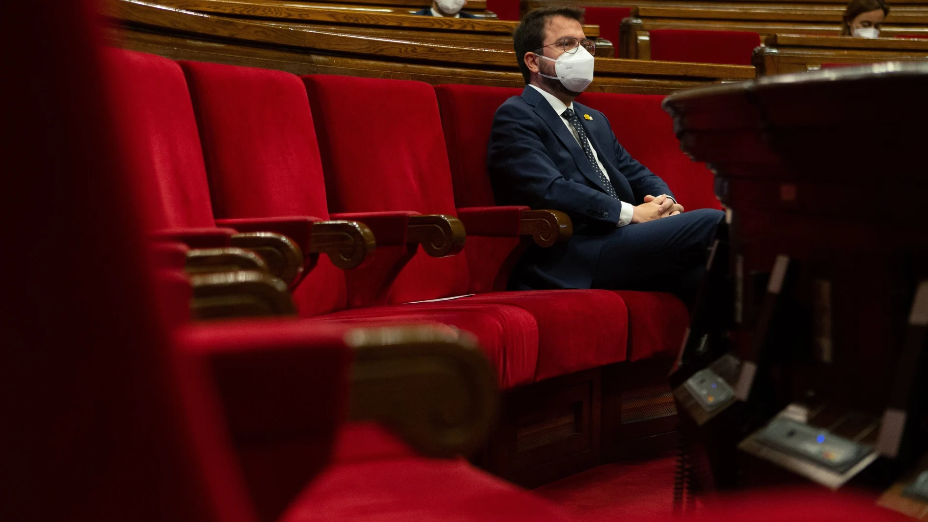El vicepresidente de la Generalitat en funciones, Pere Aragonès, durante un pleno del Parlament.