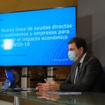 El consejero de Economía y Hacienda, Carlos Fernández Carriedo, presenta las nuevas líneas