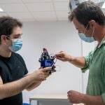 La Cátedra Isaac Peral-NAVANTIA impulsa la ciencia ciudadana, impresión 3D e inteligencia artificial para detectar microplásticos en el Puerto de Cartagena