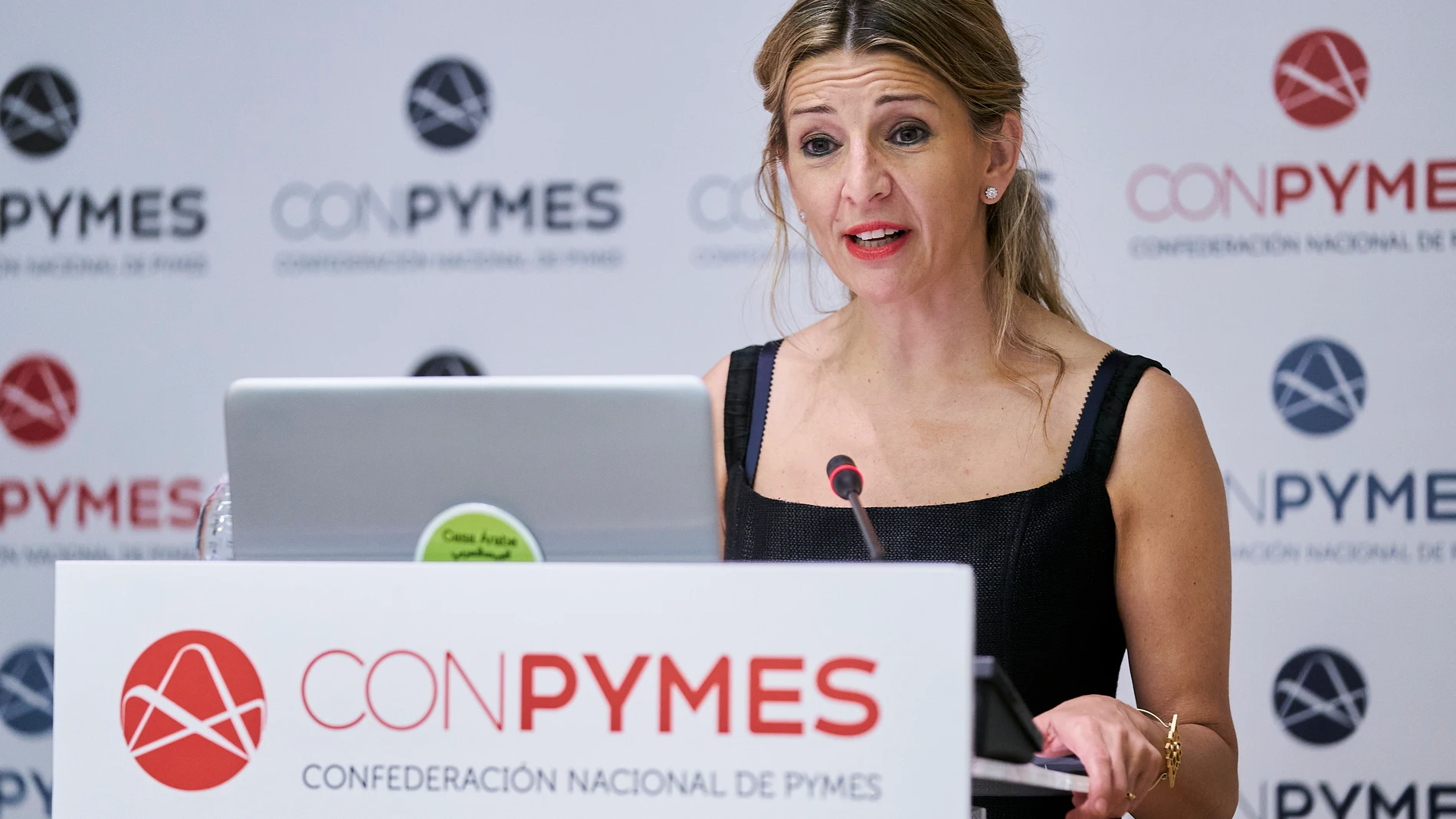 La vicepresidenta tercera del Gobierno y ministra de Trabajo, Yolanda Díaz, inaugura el acto de presentación de Conpymes, en la Casa Árabe
