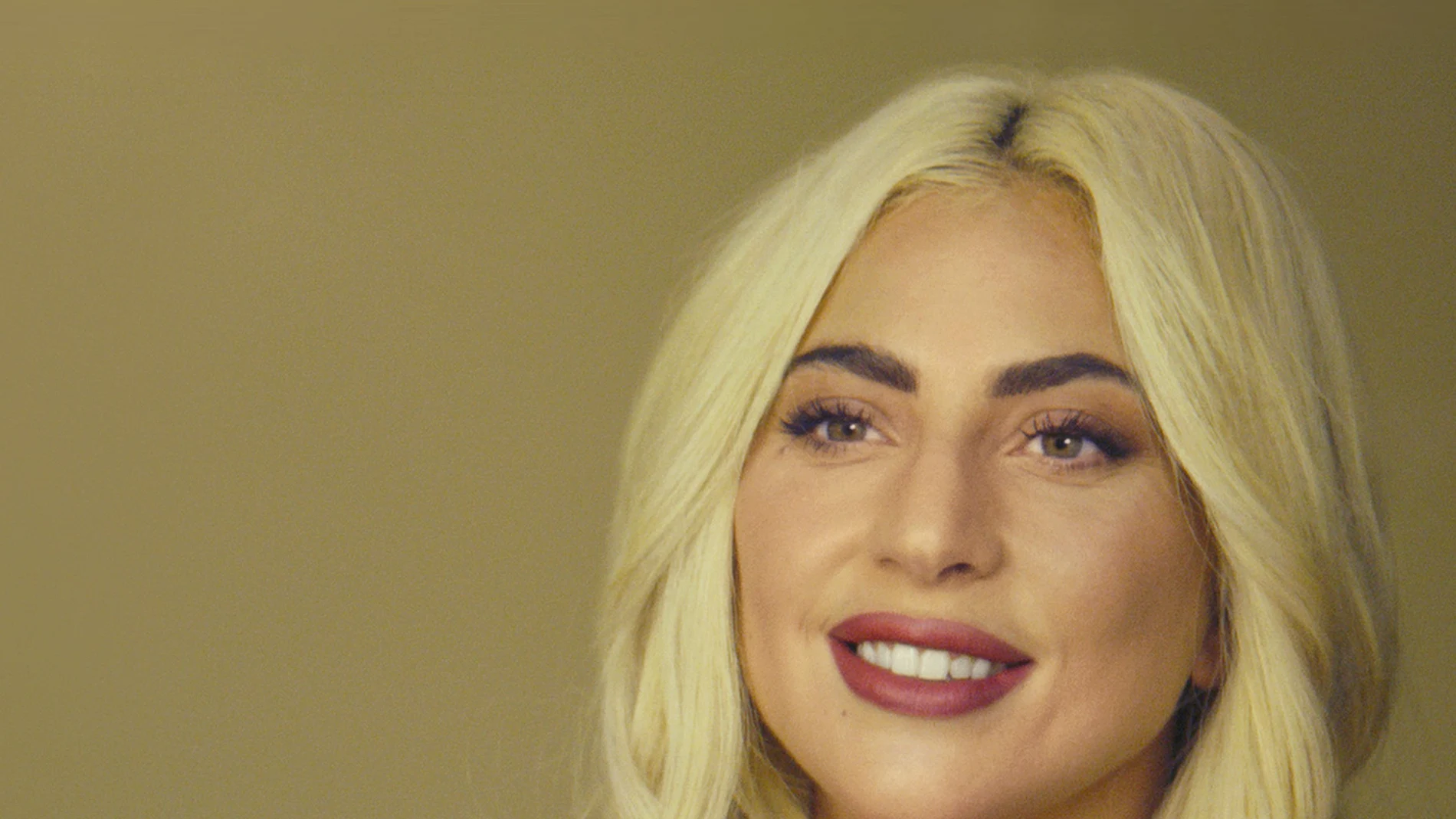 Lady Gaga, en una imagen del programa de Apple que conducen Oprah Winfrey y el Príncipe Harry