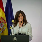 Ana Iris Simón es la escritora de Feria, un libro que está dando mucho de hablar