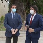 Los consejeros de Fomento y Medio Ambiente, Juan Carlos Suárez-Quiñones, y de la Presidencia Ángel Ibáñez, mantienen una reunión con los alcaldes de los municipios pertenecientes del Parque Natural ''''Sabinares del Arlanza-La Yecla'''