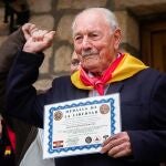 Fotografía del último brigadista internacional y excombatiente en el bando republicano de la Guerra Civil, Josep Eduard Almudéver, que ha fallecido en Francia a los 102 años