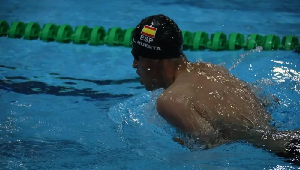 Luis Huerta ha obtenido en Madeira su primera medalla a nivel internacional, un bronce en los 200 libres
