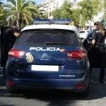 Imagen de una patrulla de la Policía Nacional de Huelva. POLICÍA NACIONAL DE HUELVA