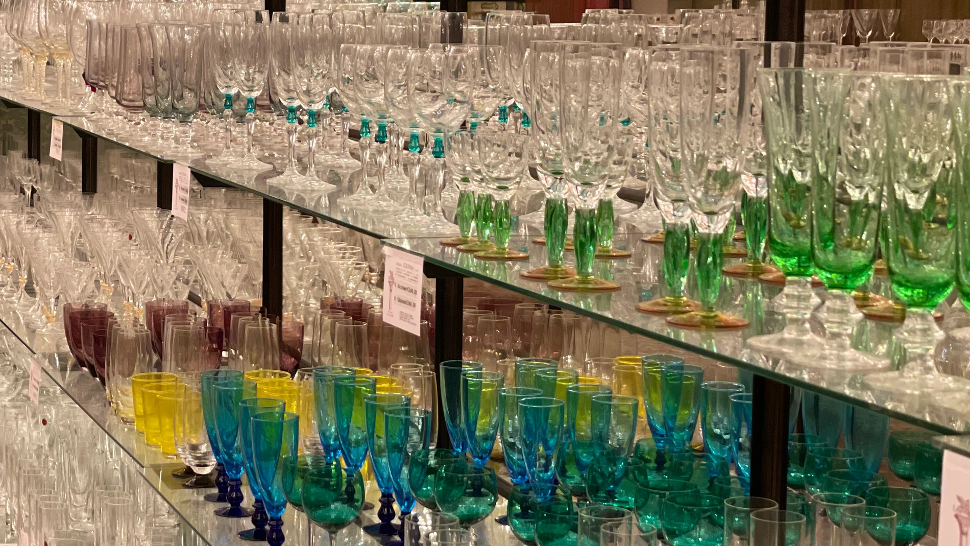 Imagen de archivo de unas copas de cristal de Murano