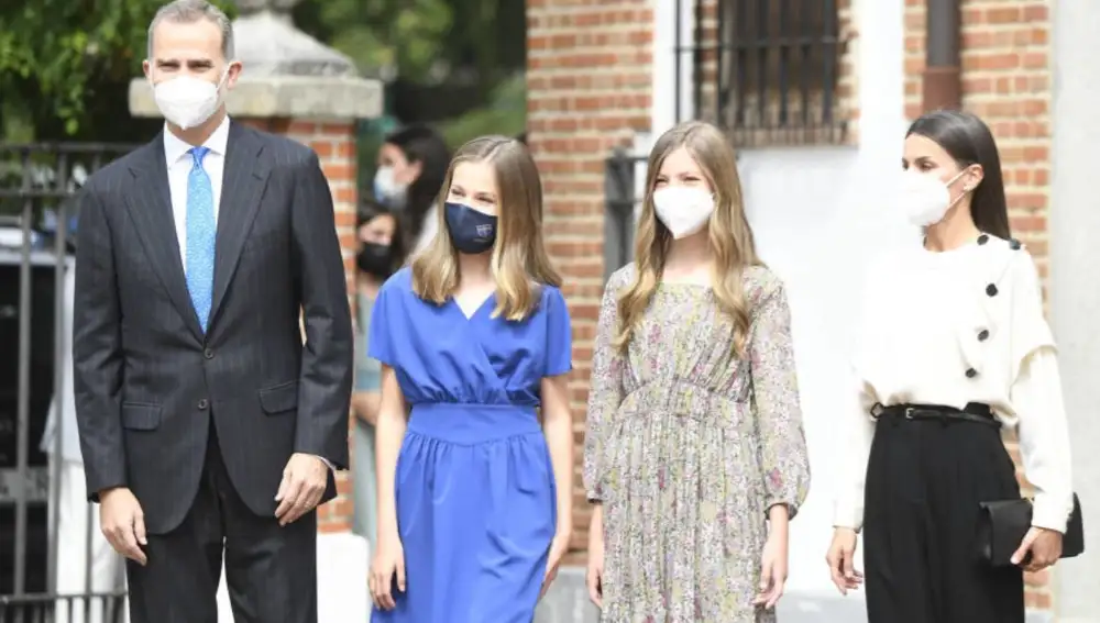 La Familia Real acude a la Confirmación de la Princesa de Asturias