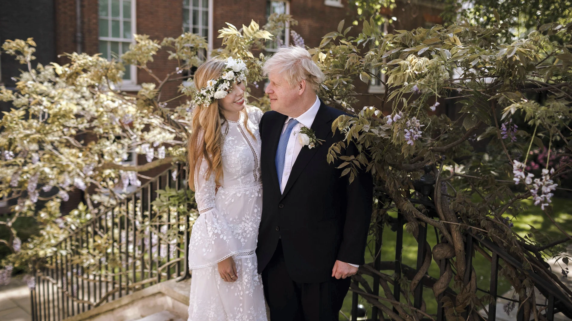 Boris Johnson y Carrie Johnson recién casados