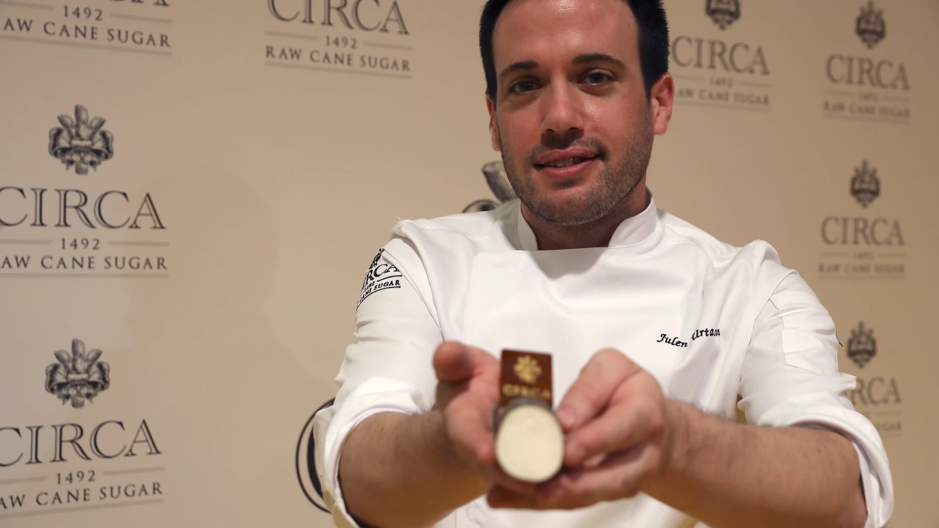 Julen Urtasu, ganador del concurso Circa World Best caramel que organiza M.I.P. Madrid International Pastry.