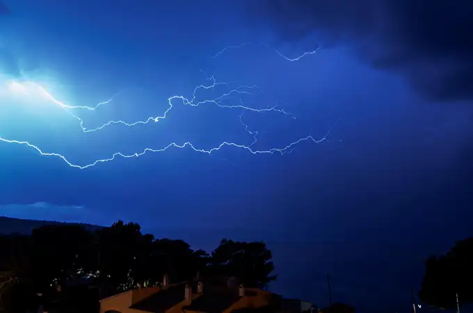 Espectacular granizada en Menorca por una fuerte tormenta