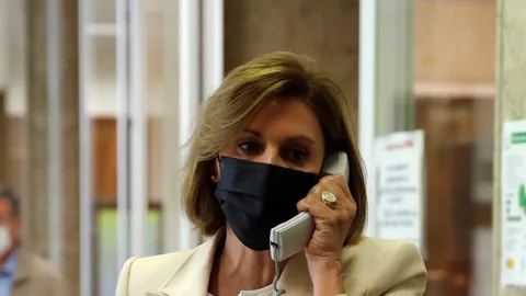 La ex secretaria general del PP y expresidenta de Castilla-La Mancha, María Dolores de Cospedal, busca explicaciones en el Congreso por el aplazamietno de su comparecencia en la comisión Kitchen