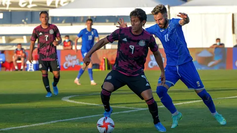 Juan José Macías con México.