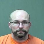 Steven Brandenburg, el ex farmacéutico en Wisconsin que arruinó intencionalmente más de 500 dosis de la vacuna contra la Covid-19 (Ozaukee County Sheriff via AP, File)