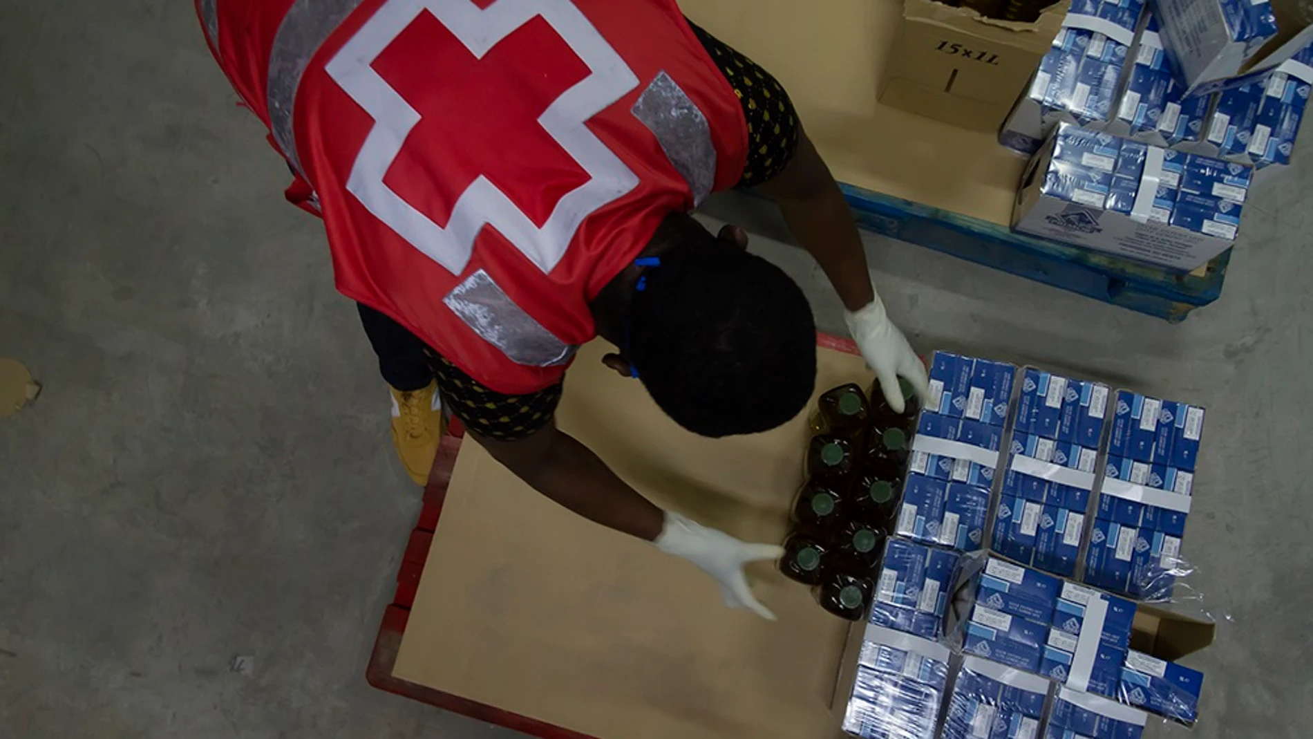 Cruz Roja reparto de alimentos