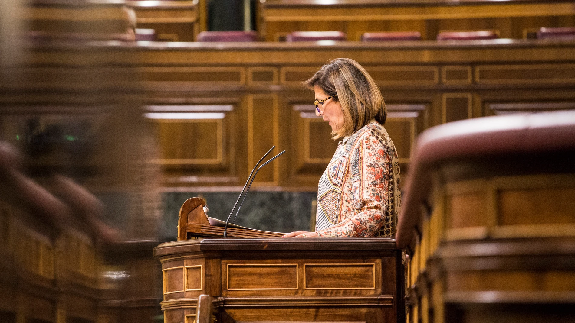 La diputada del PP, Isabel Borrego, interviene en una sesión plenaria en el Congreso de los Diputados, a 8 de junio de 2021