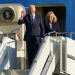 Joe Biden y la primera dama, a su llegada a Suffolk (Reino Unido) para asistir a la cumbre del G-7 del viernes