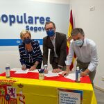 Paloma Sanz, Javier Maroto y Francisco Vázquez firman contra los indultos del procés