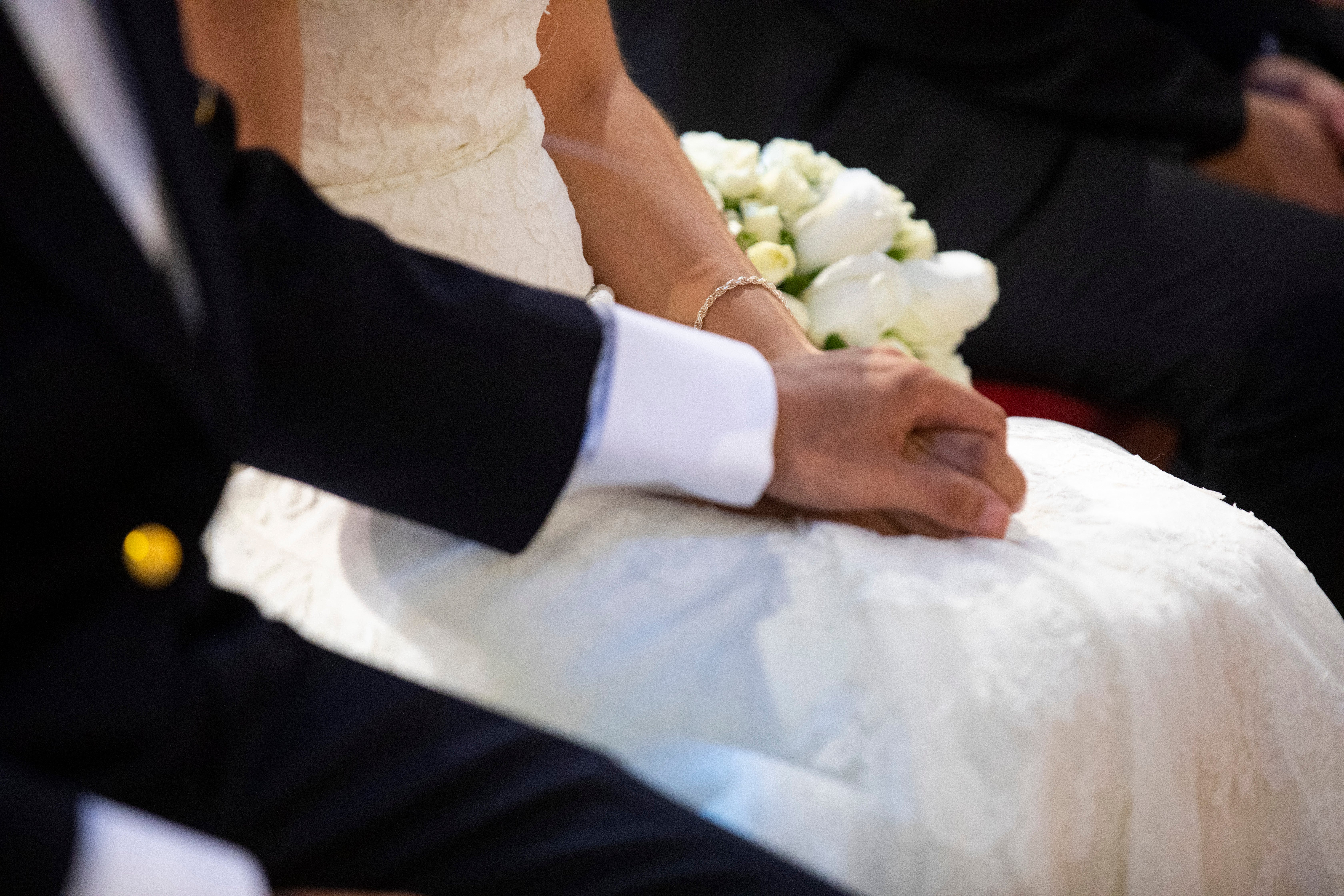 Renta 2023: ¿Hay que declarar los regalos de los invitados de las bodas?