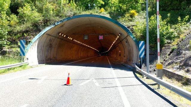 Entrada al túnel del Cereixal