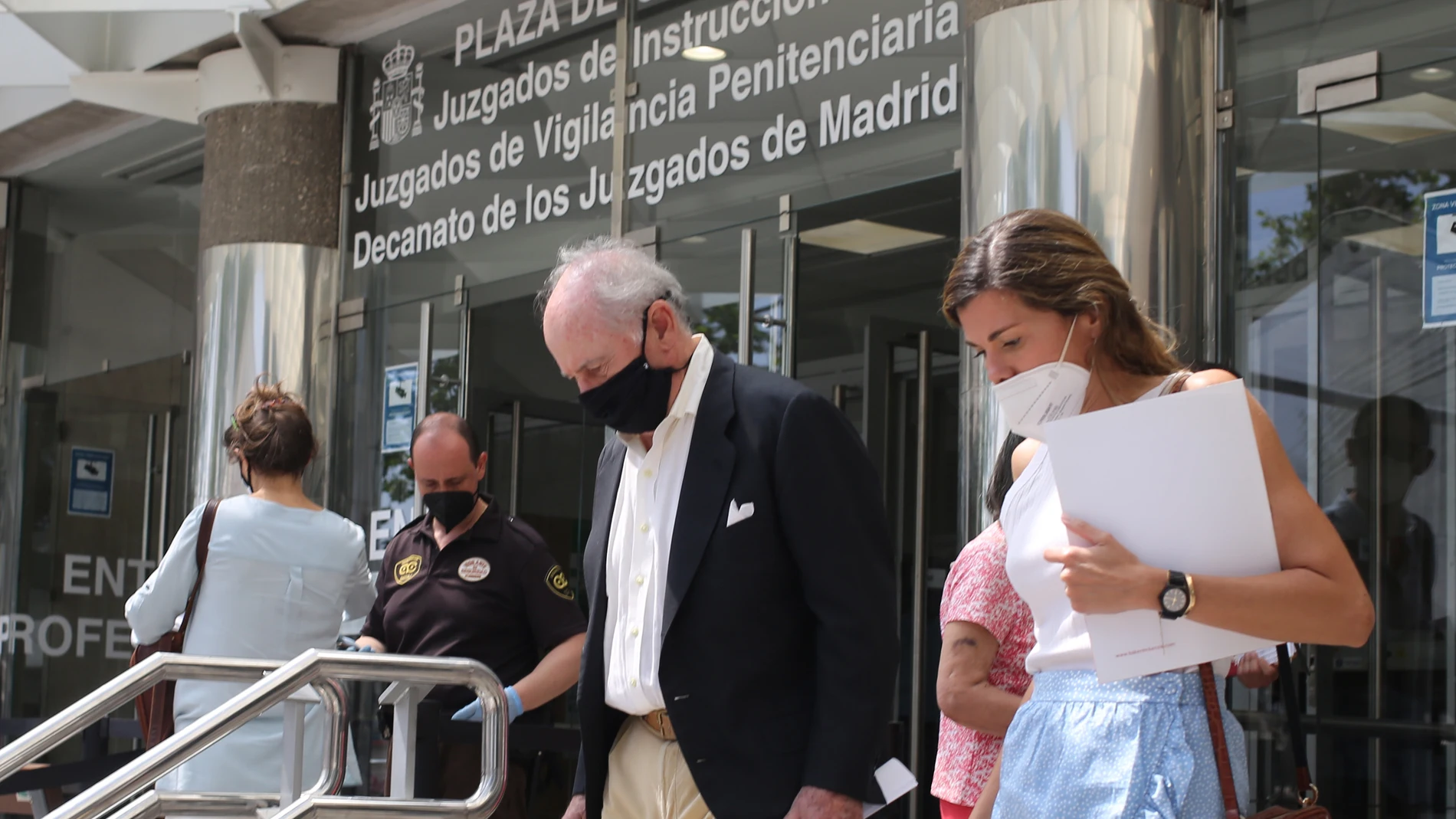 El ex ministro de Economía Rodrigo Rato a su salida de los Juzgados de Plaza Castilla, el pasado viernes