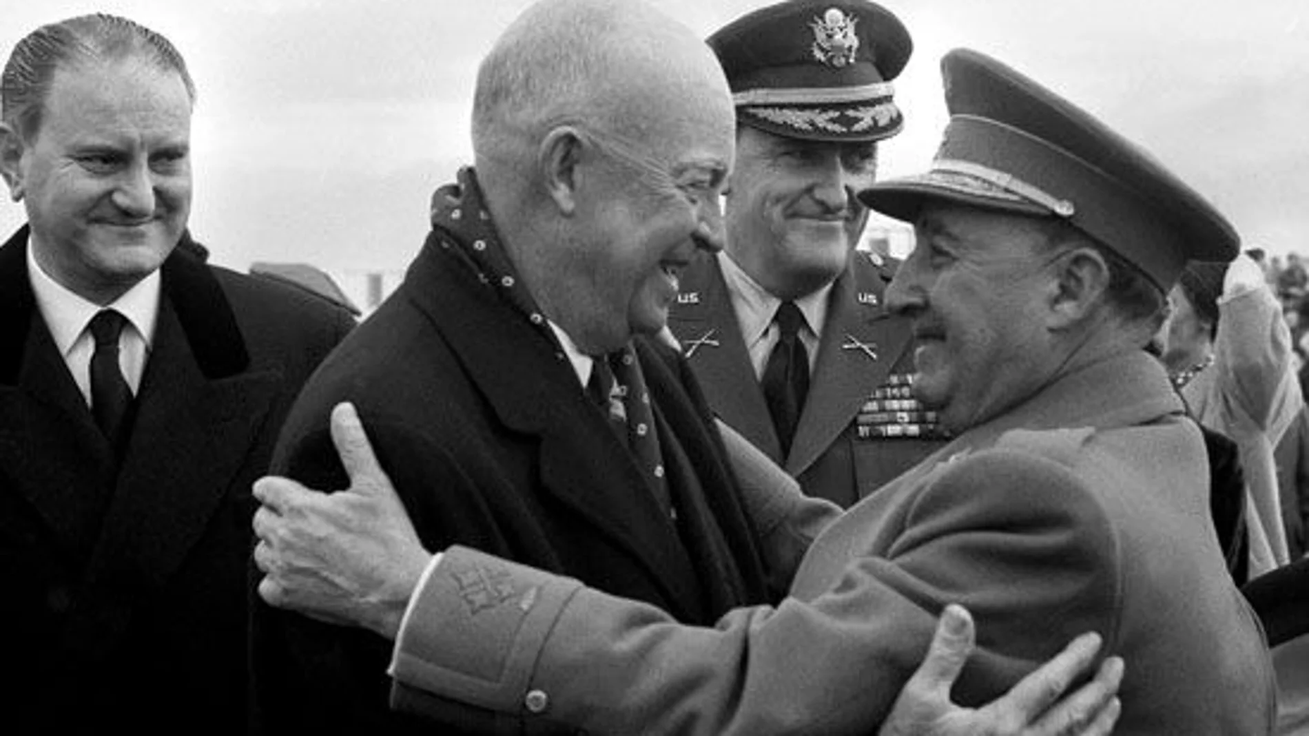 Franco recibe al presidente norteamericano Eisenhower