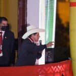Pedro Castillo llega al poder en Perú y América Latina suma un nuevo país que "gira a la izquierda". REUTERS