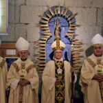 Don Jesús, junto a nuestro obispo D. José María, el Cardenal Blázquez y Mons. Retana