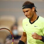 Nadal arrancó fuerte su semifinal de Roland Garros ante Djokovic