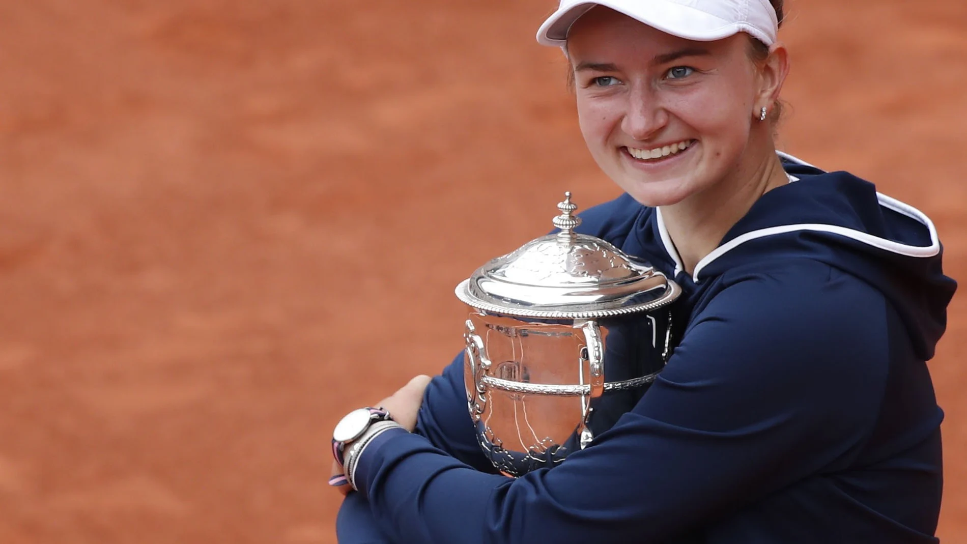 Barbora Krejcikova ha recibido 1.400.000 euros como campeona de Roland Garros. La misma cantidad que recibirá Djokovic