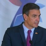 Pedro Sánchez durante la rueda de prensa con el presidente de Costa Rica