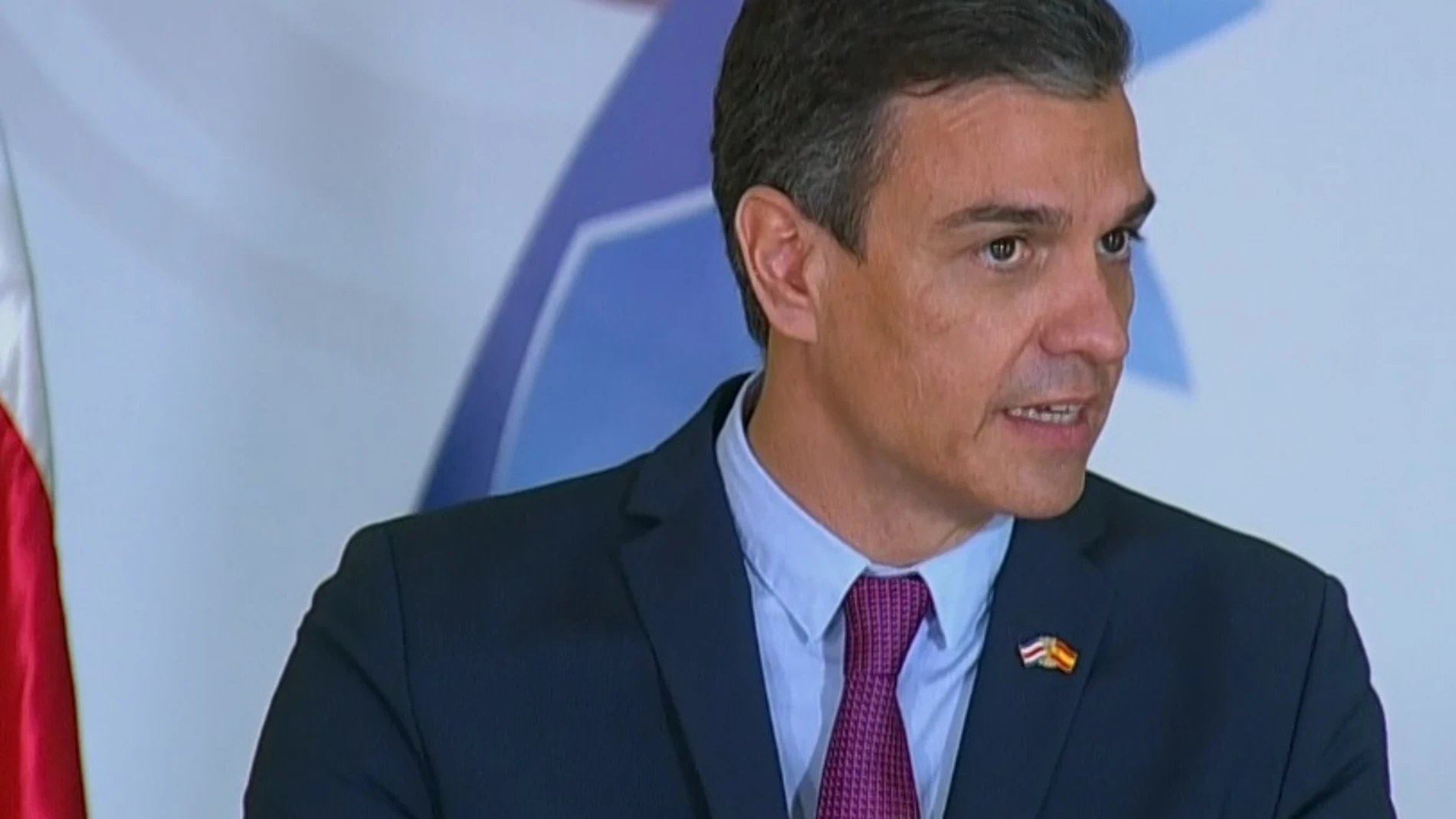 Pedro Sánchez durante la rueda de prensa con el presidente de Costa Rica