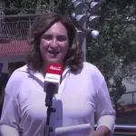 La alcaldesa de Barcelona, Ada Colau, en declaraciones tras la inauguración del nuevo funicular del Tibidabo, el pasado sábado. Ayuntamiento de Barcelona