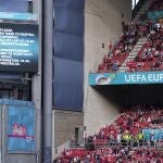 Un mensaje sobre Eriksen en el partido entre Dinamarca y Finlandia
