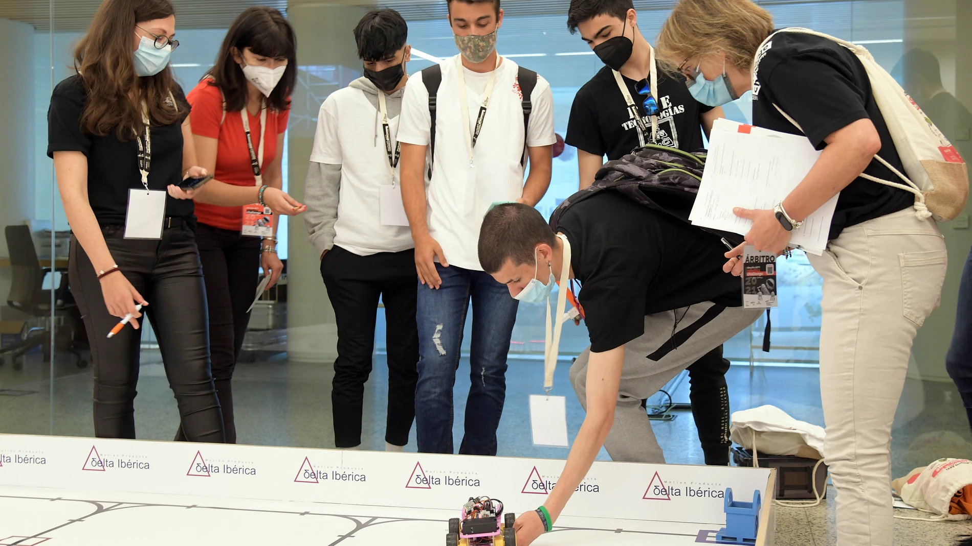 El Museo de la Evolución Humana de Burgos acoge la quinta edición del desafío "Asti Robotics"