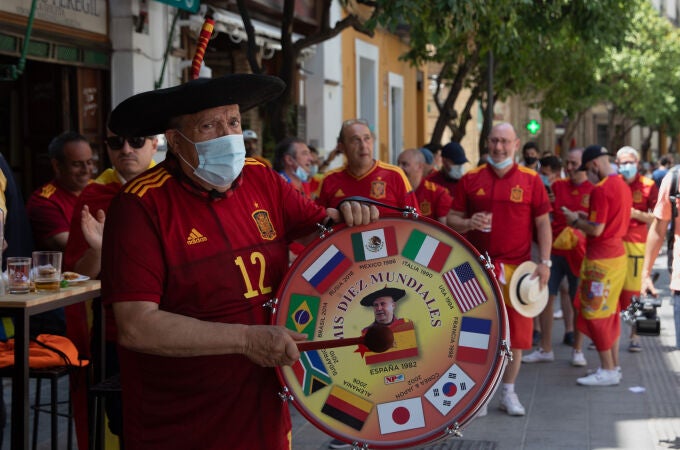 Manolo 'el del Bombo' animará a España contra Italia en la semifinal de la Euro 2020.