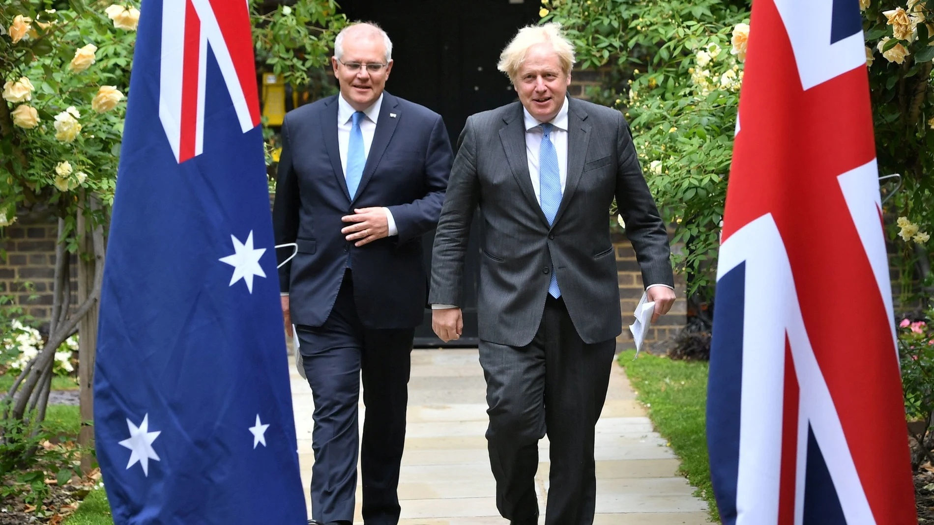 El primer ministro británico Boris Johnson y el primer ministro de Australia Scott Morrison en Downing Street, Londres. REUTERS