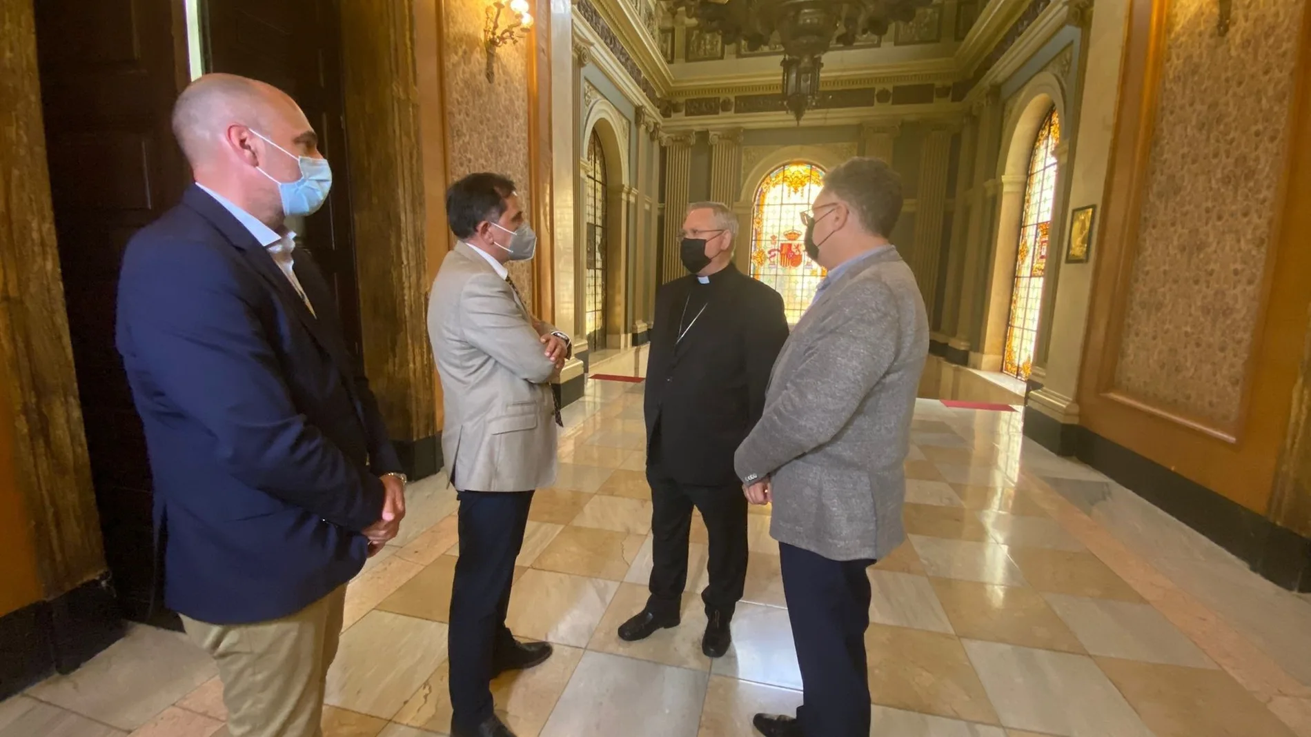 El alcalde y los concejales Pedro García Rex y Andrés Guerrero han mantenido esta tarde una reunión con el obispo de la Diócesis de Cartagena, José Manuel Lorca PlanesAYUNTAMIENTO DE MURCIA16/6/2021