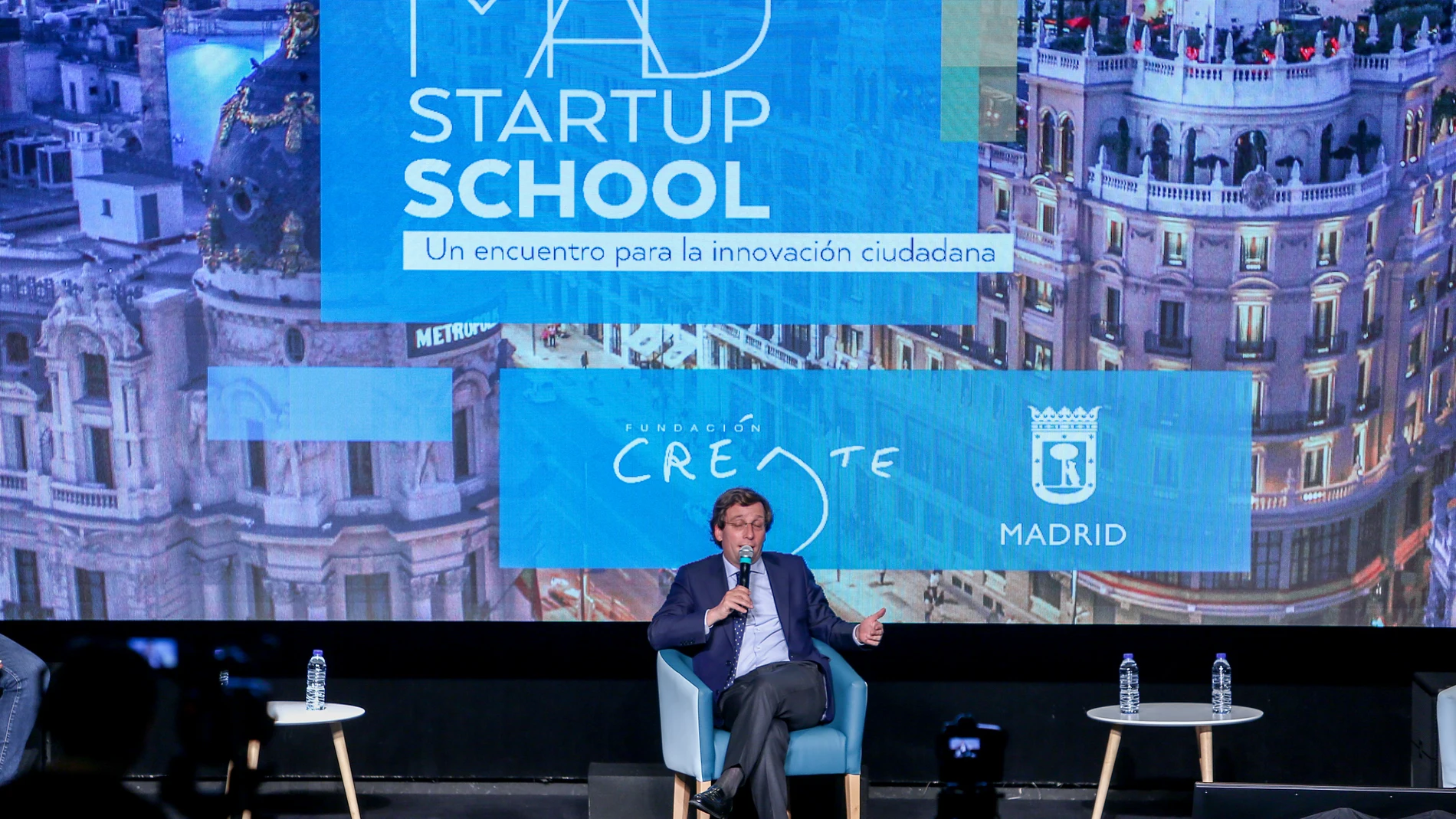 El alcalde de Madrid, José Luis Martínez-Almeida, en junio pasado, durante el acto de entrega de los premios Mad Startup School de la Fundación Créate