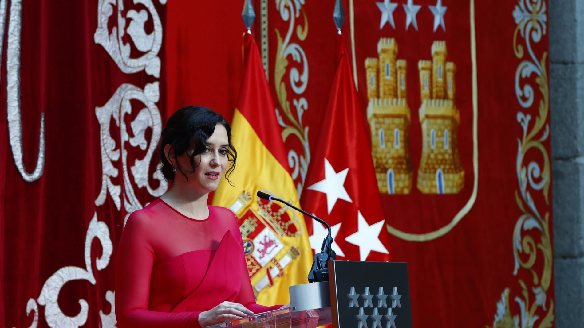 Isabel Diaz Ayuso en la toma de posesión de su cargo de presidenta de la Comunidad de Madrid.