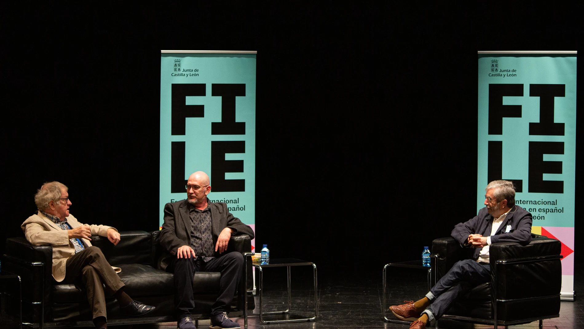 Festival Internacional de Literatura en Español de Castilla y León con una conversación entre Ian Gibson y Antonio Muñoz Molina, sobre ''Antonio Machado. Dignidad y decencia'''