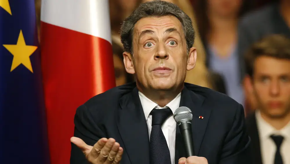 El ex presidente francés Nicolas Sarkozy ya fue condenado en marzo a tres años por corrupción y tráfico de influencias
